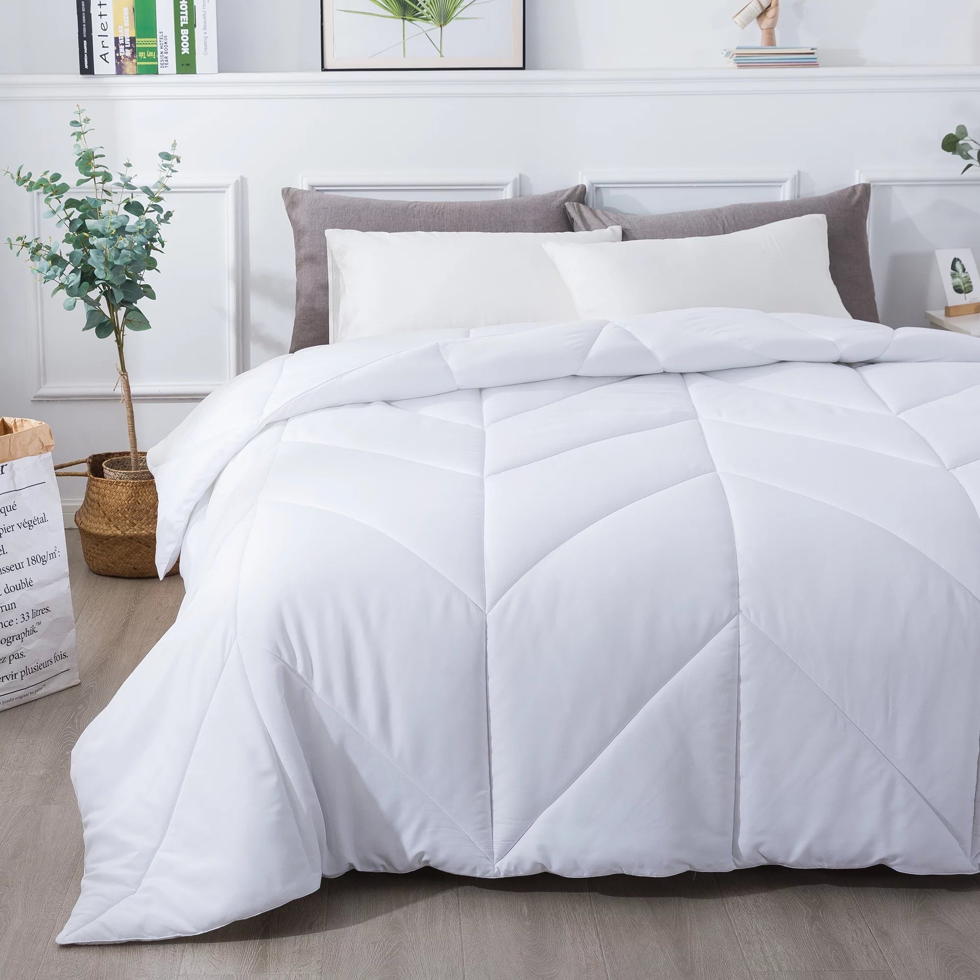 Down Alternative Comforter - Chevron - White - King